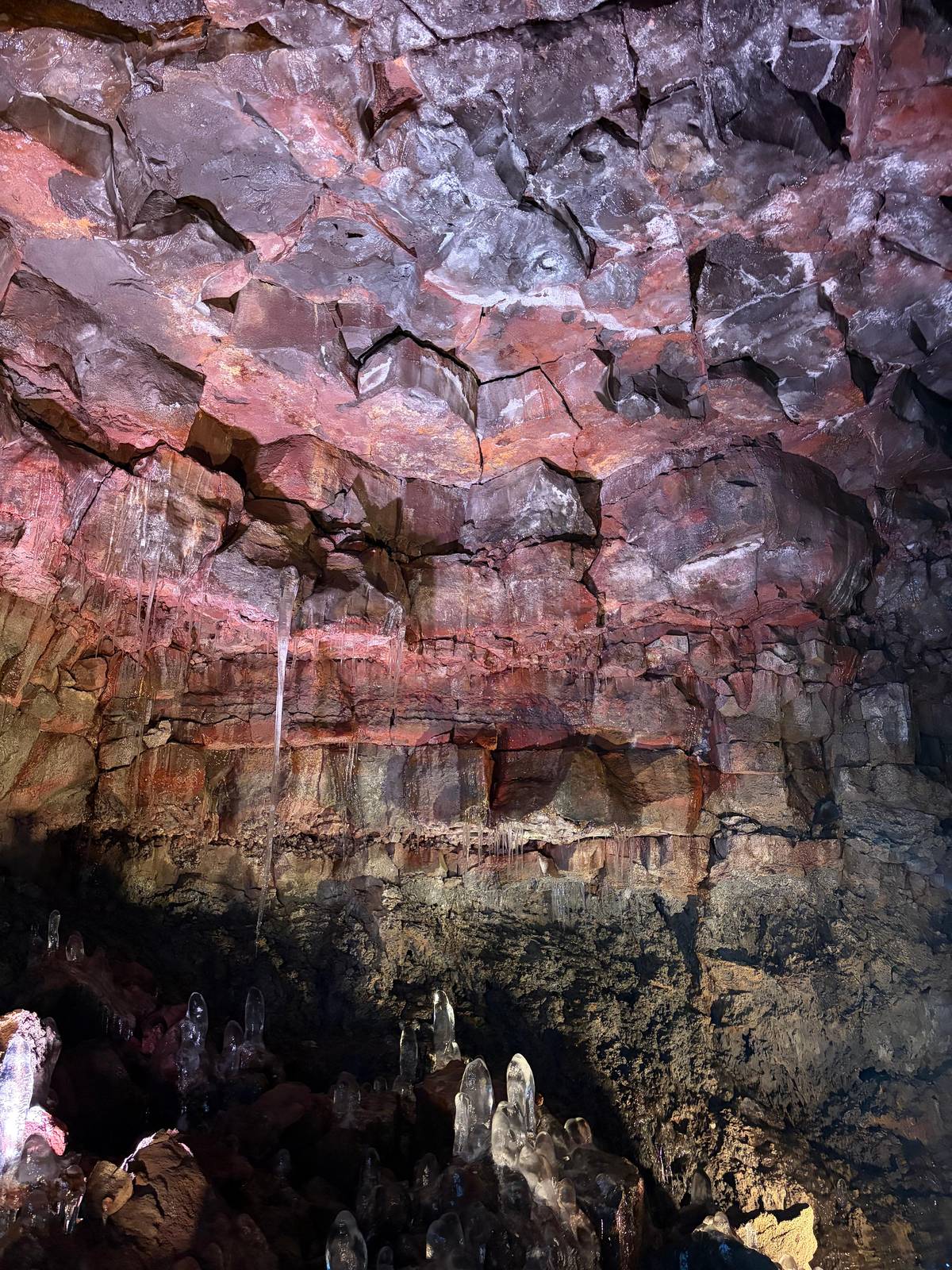 Pink and grey lava on the ceiling