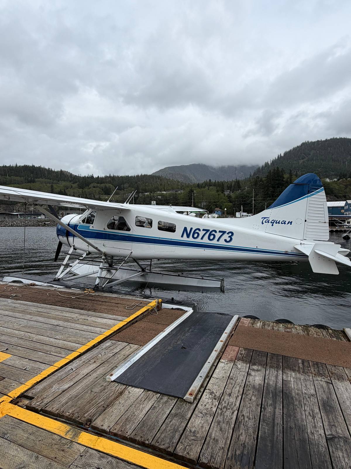 A floatplane at the dock