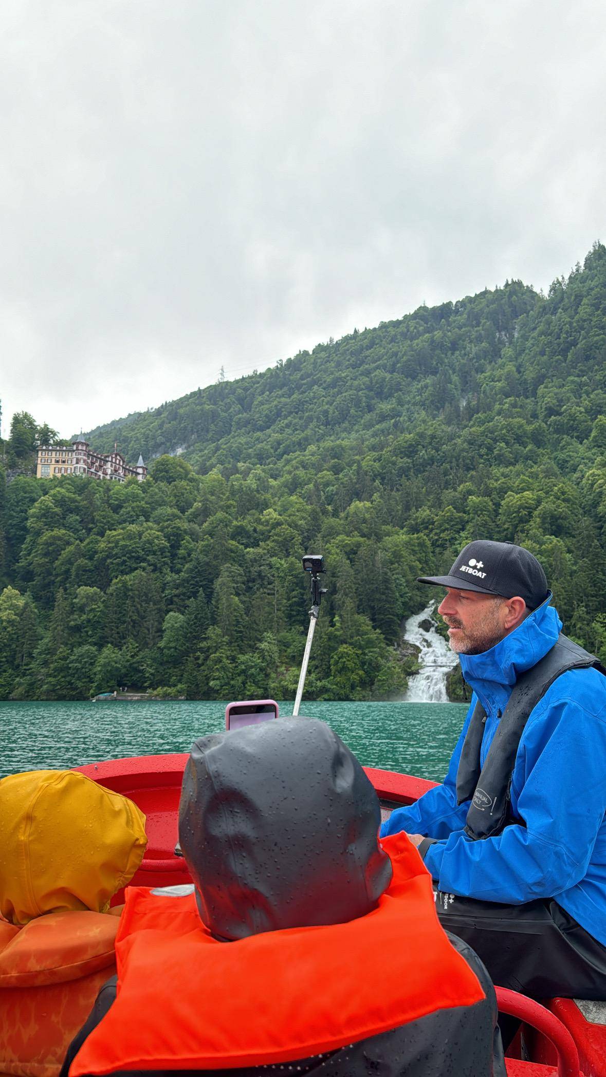 Interlaken: Scenic Jetboat Ride on Lake Brienz