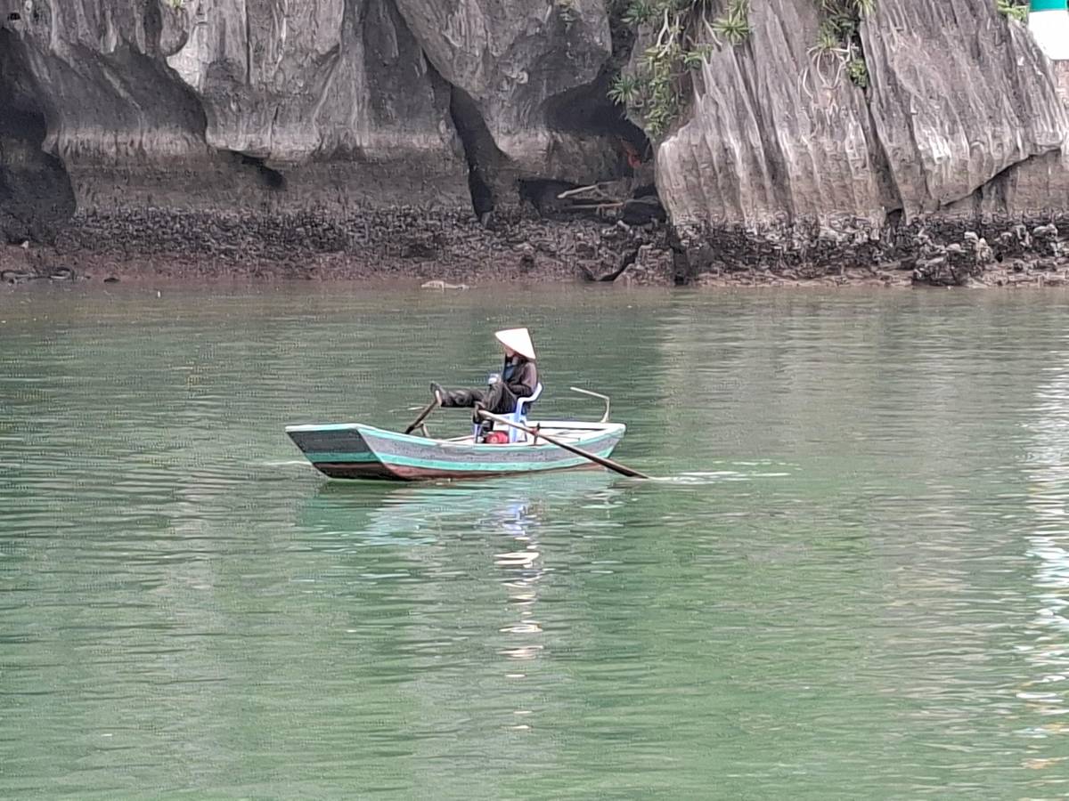 Ha Long & Lan Ha Bay: 3-Day Capella Luxury Cruise