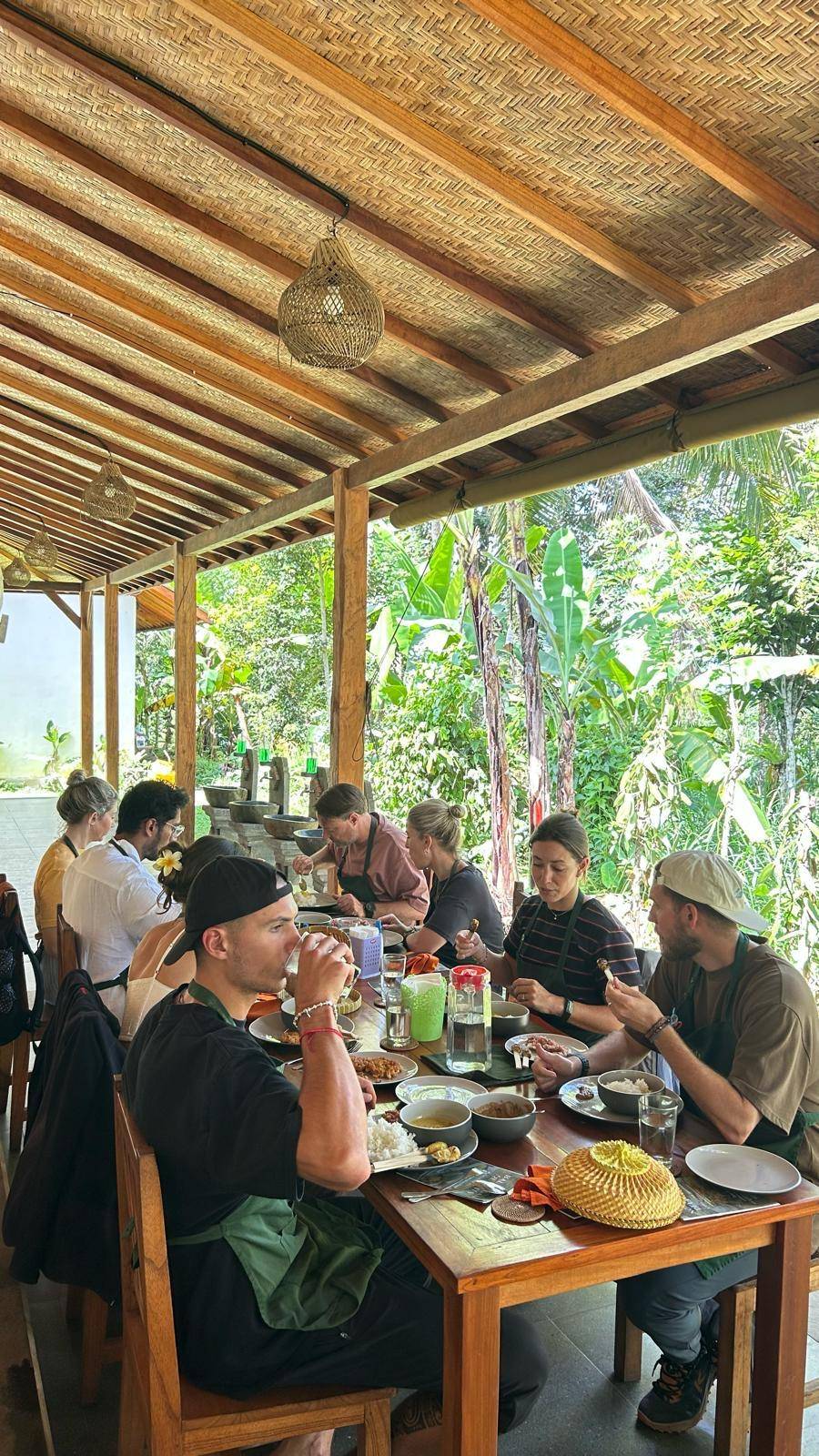 Balinese cooking class on an organic farm near Ubud