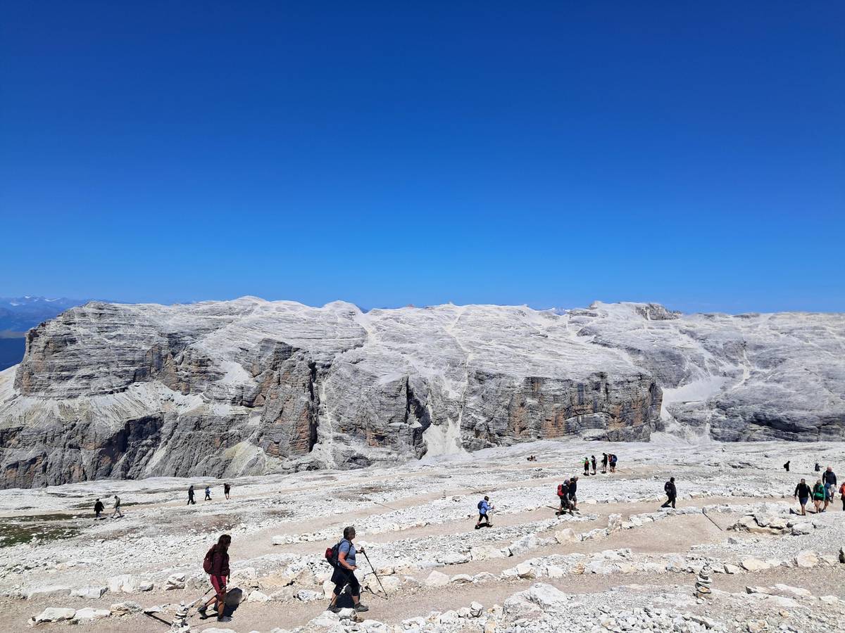 How to get to the Dolomites by air, rail, bus and car