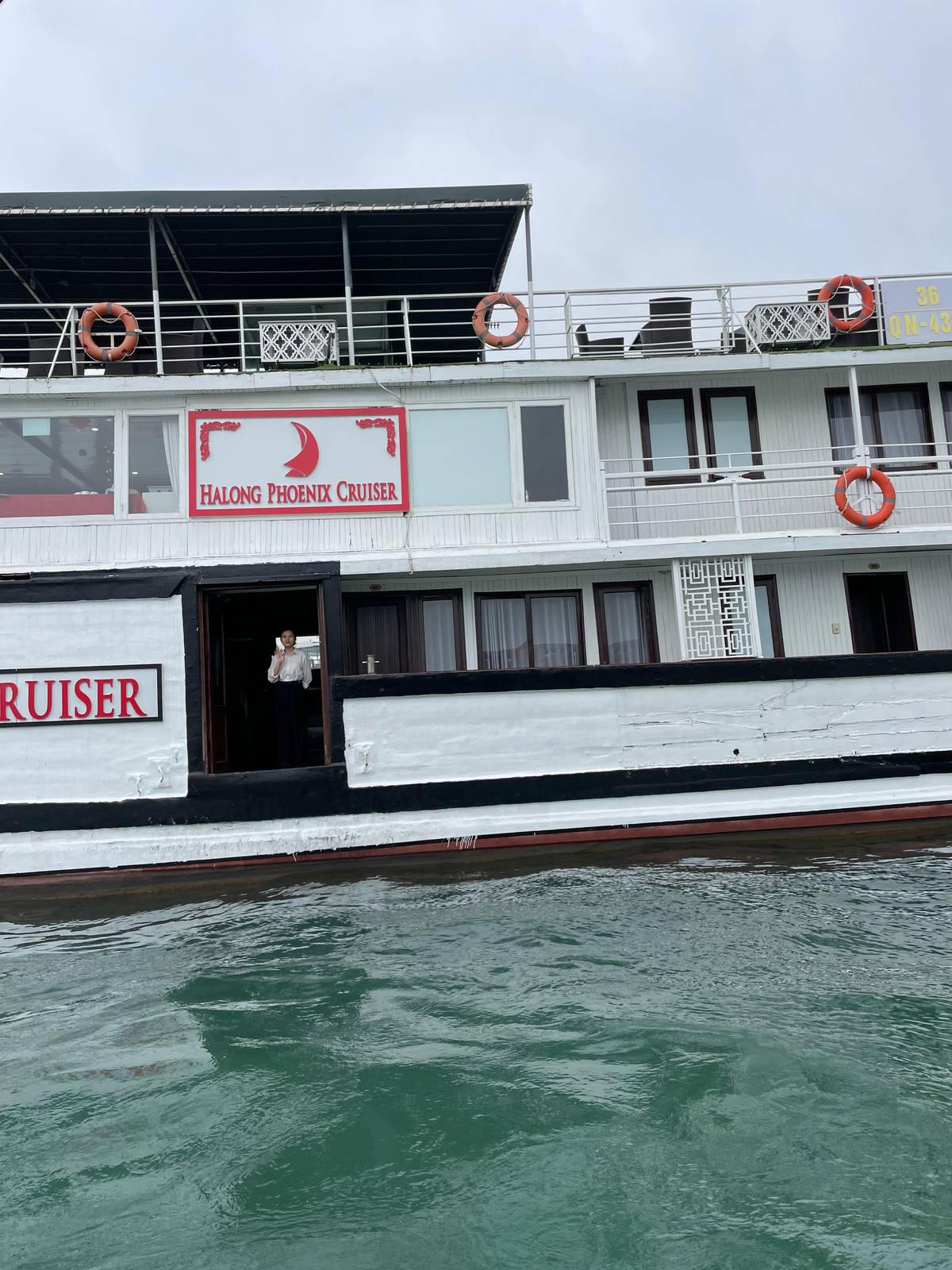 From Hanoi: Halong Explorer 3-Day Deluxe Cruise
