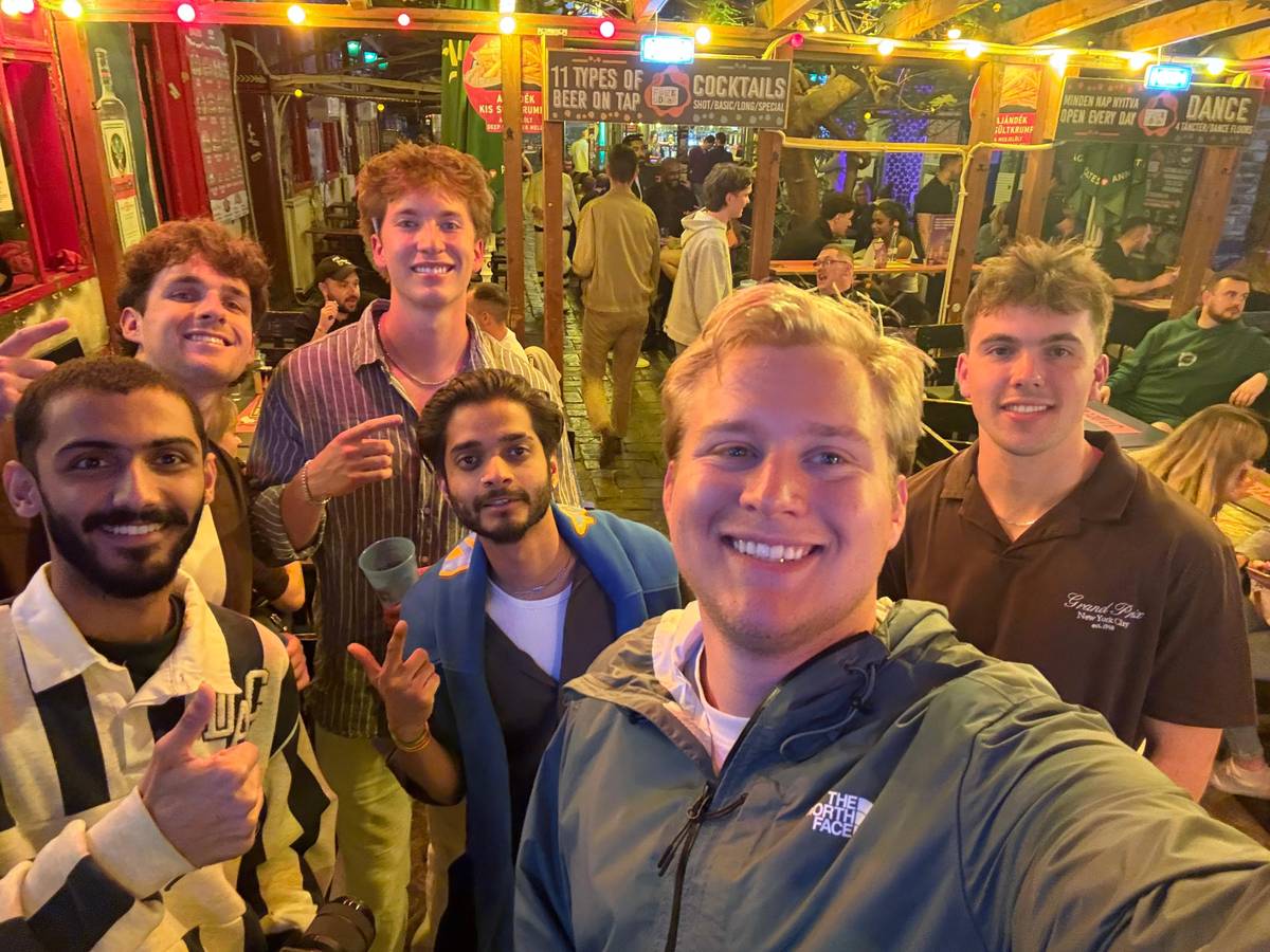 Strangers-to-Friends Ruin Pub Crawl: VIP Entry, Games and Shots