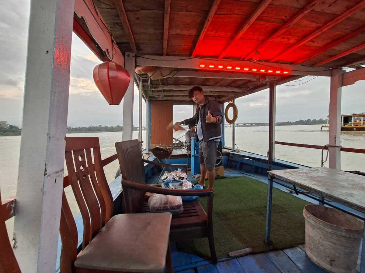 Hoi An: My Son Morning or Sunset River Cruise BBQ or Banhmi