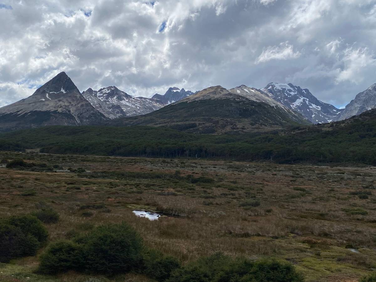 From Ushuaia: Private 4WD Tour to Lake Fagnano