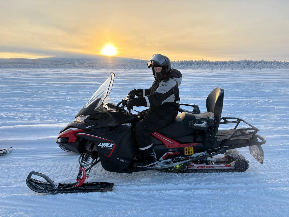 Levi: Snowmobile Safari around Levi Fell