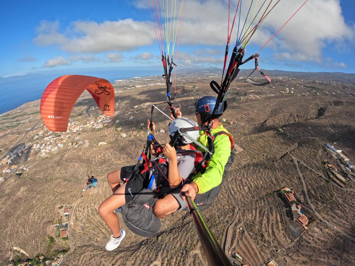 Teneriffa: Paragliding mit Champion-Piloten