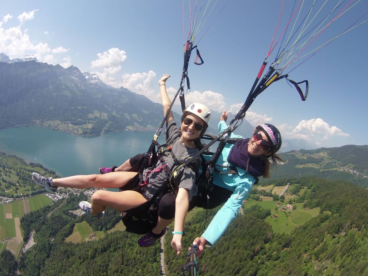From Geneva: Paragliding and Interlaken Trip