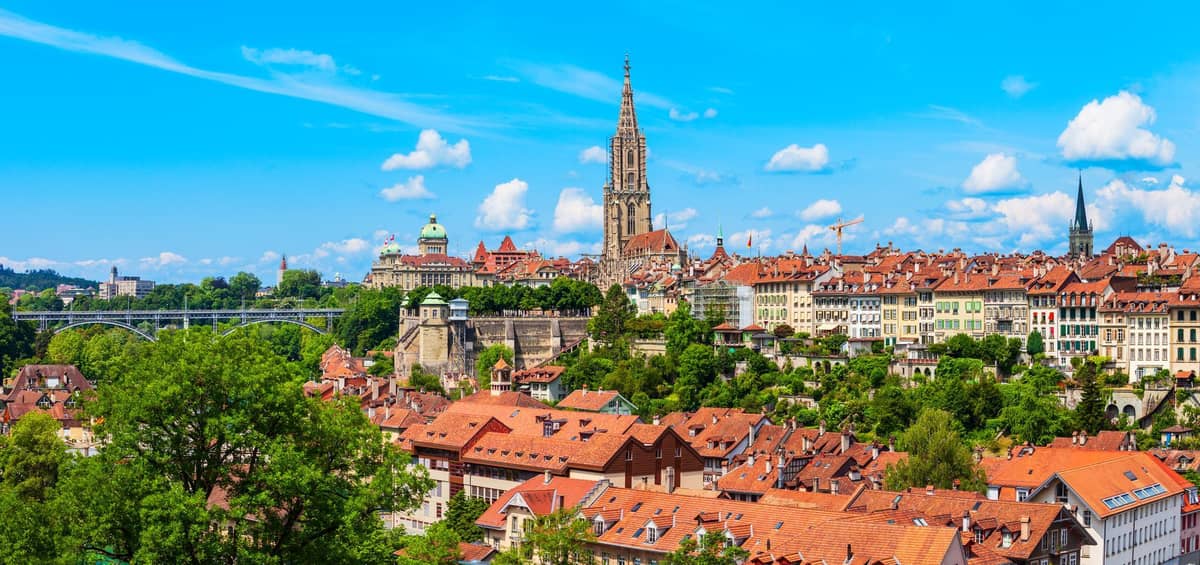 Bern: Chocolate Tasting and Walking Tour with a Local