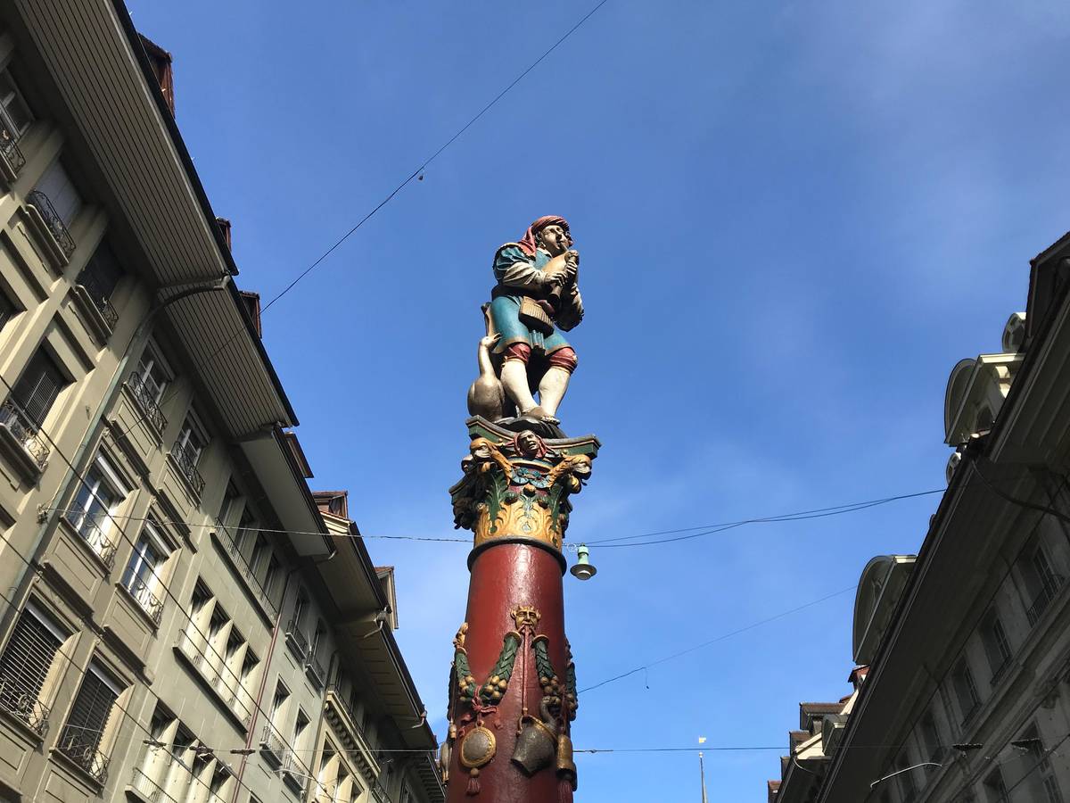 Self-Guided Reading City Tour in Bern