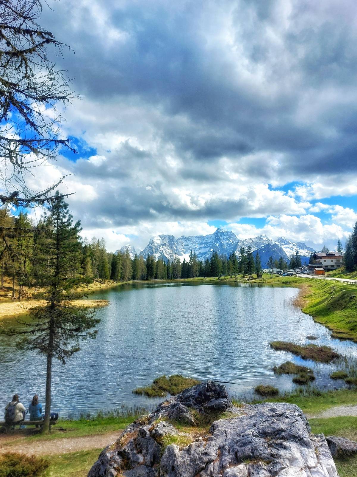 A small lake in the woods near Misurina