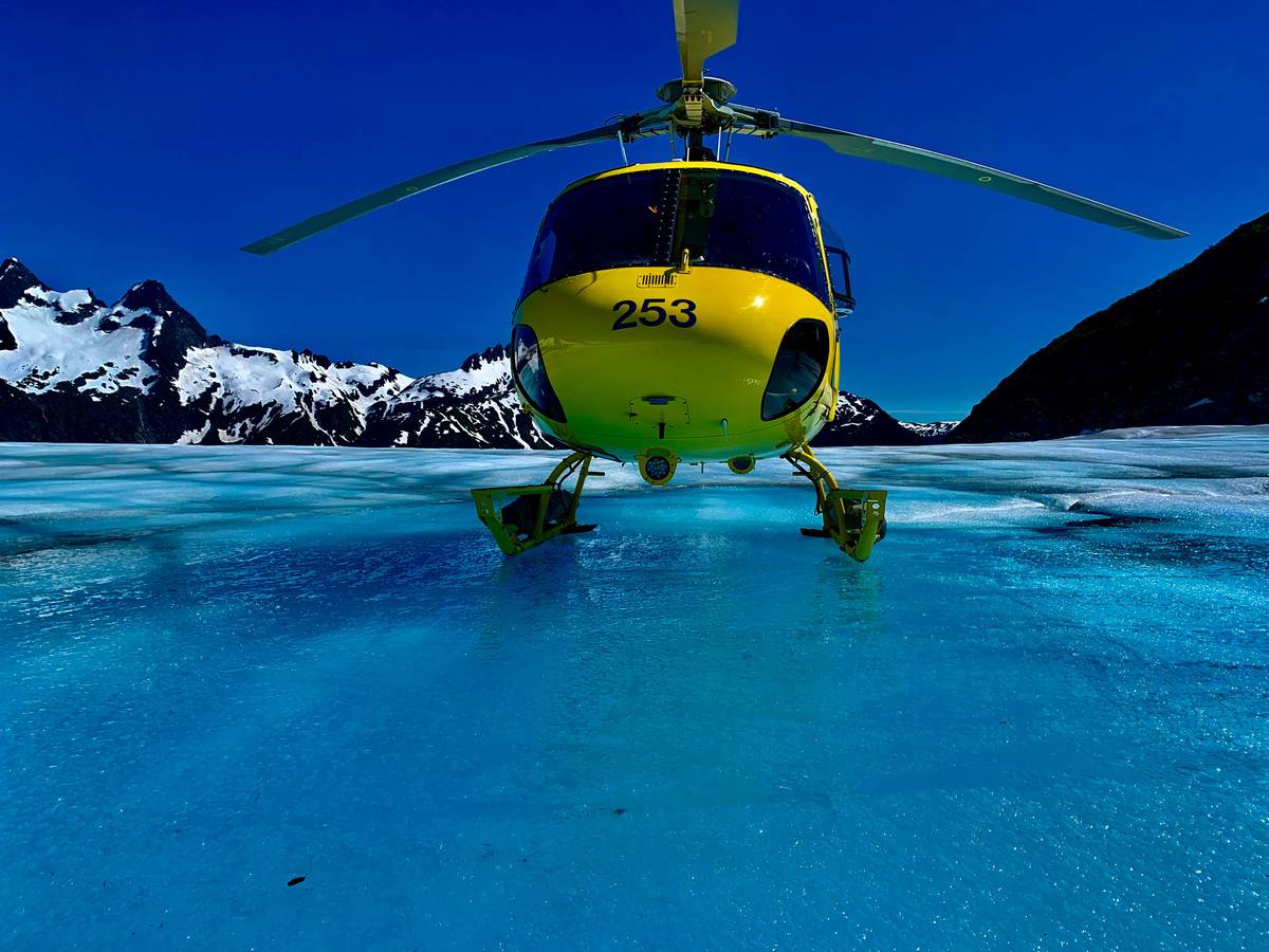 Private Juneau Helicopter Glacier Landing Tour