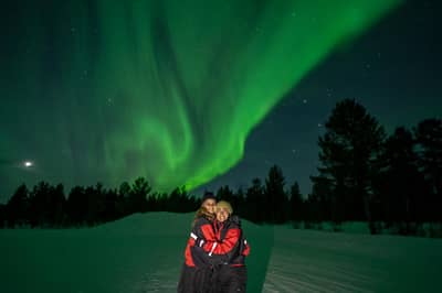 Kiruna: Abisko Northern Lights Tour with photos & transfers