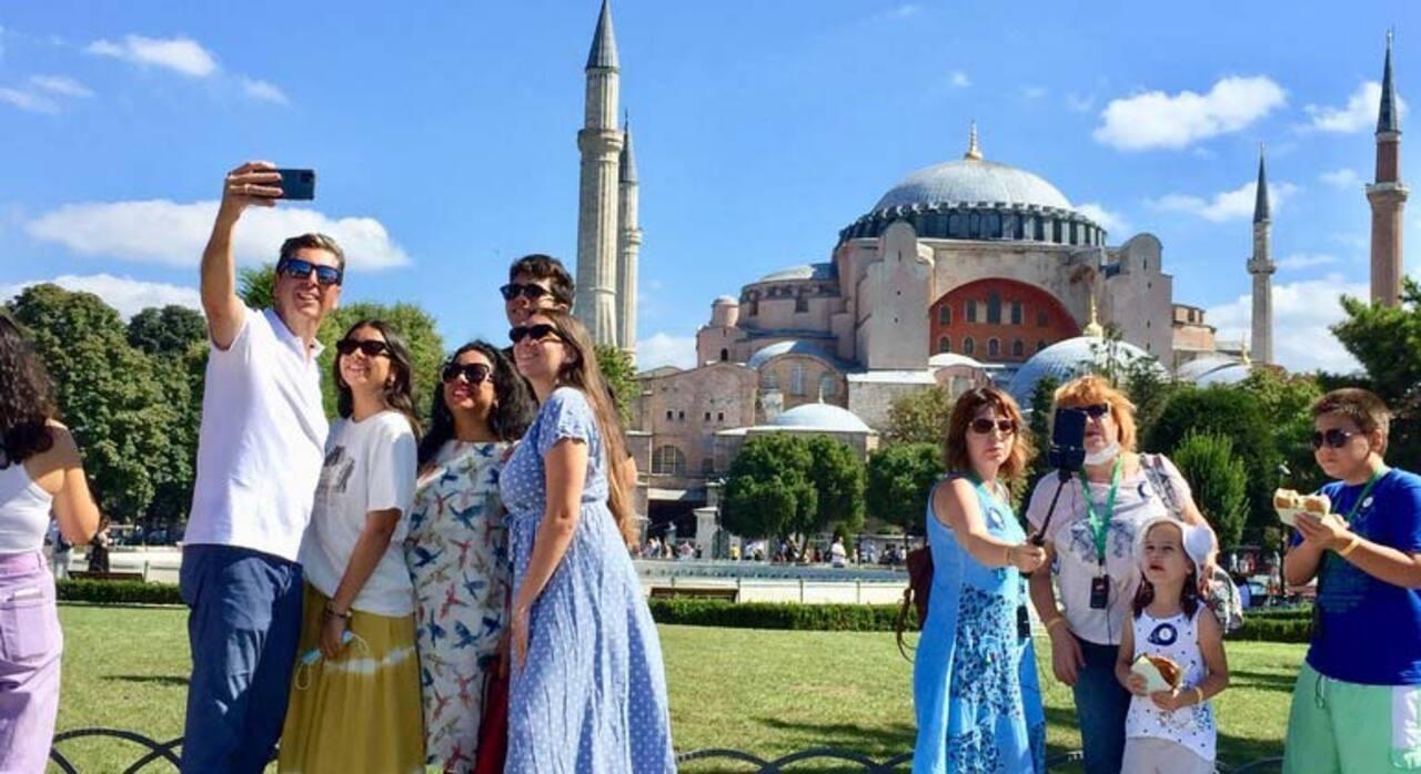 Istanbul: Guided Blue Mosque and Hagia Sophia Tour 2