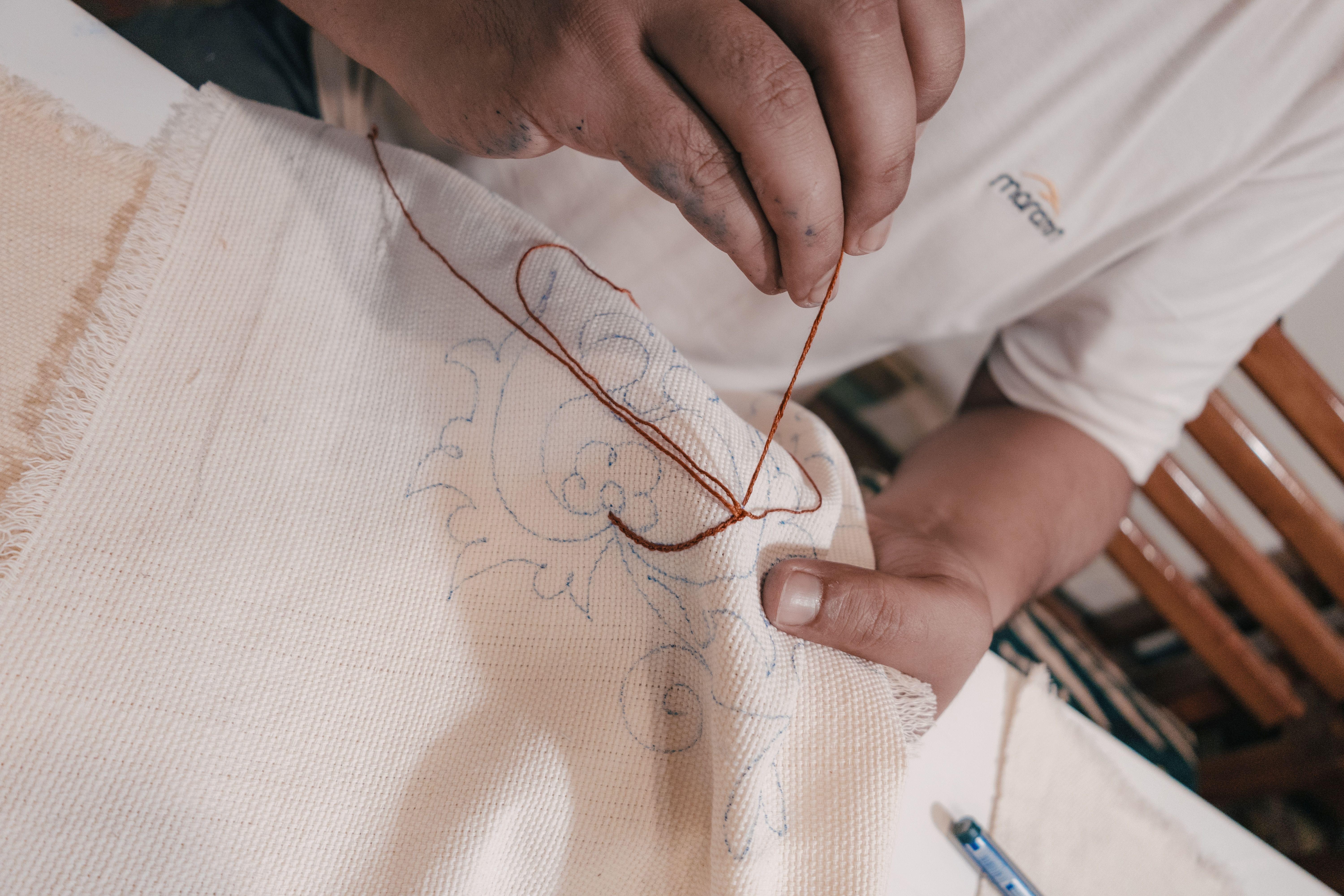 Tashkent: Artisan-Led Suzani Masterclass in a Family Home