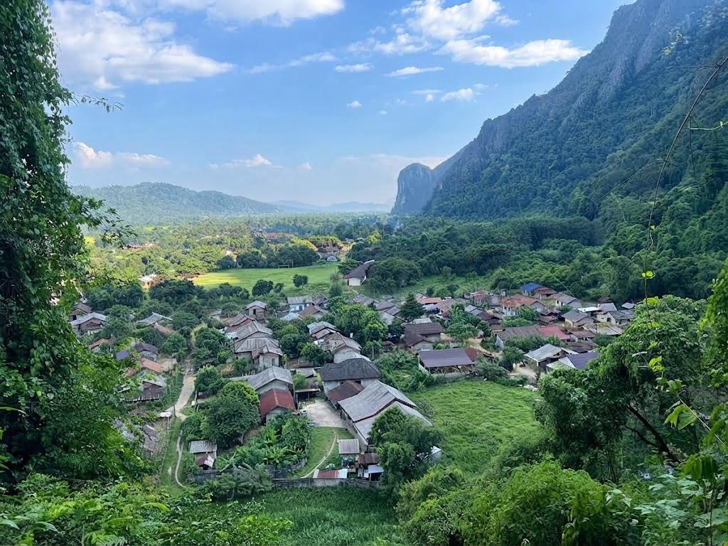 Vang Vieng: Hmong Village Trekking Tour with Picnic Lunch 3