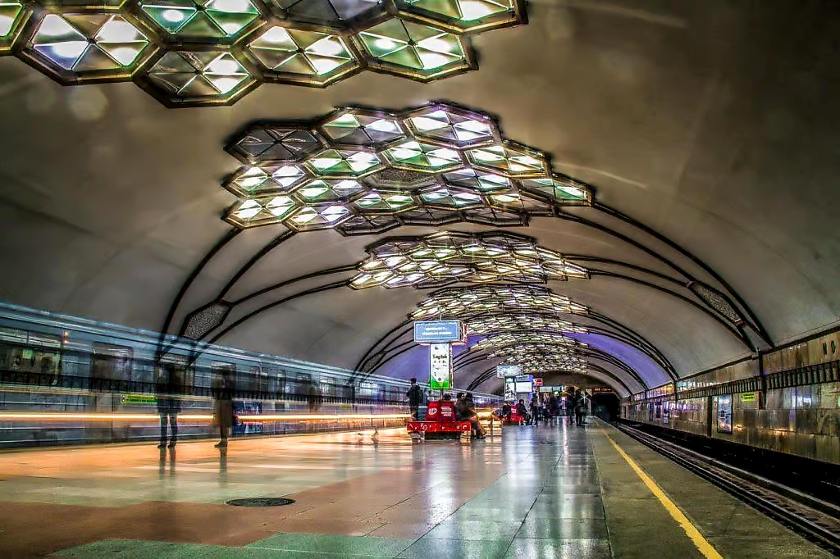 Tashkent: Exclusive metro tour with Chorsu bazaar visit 3