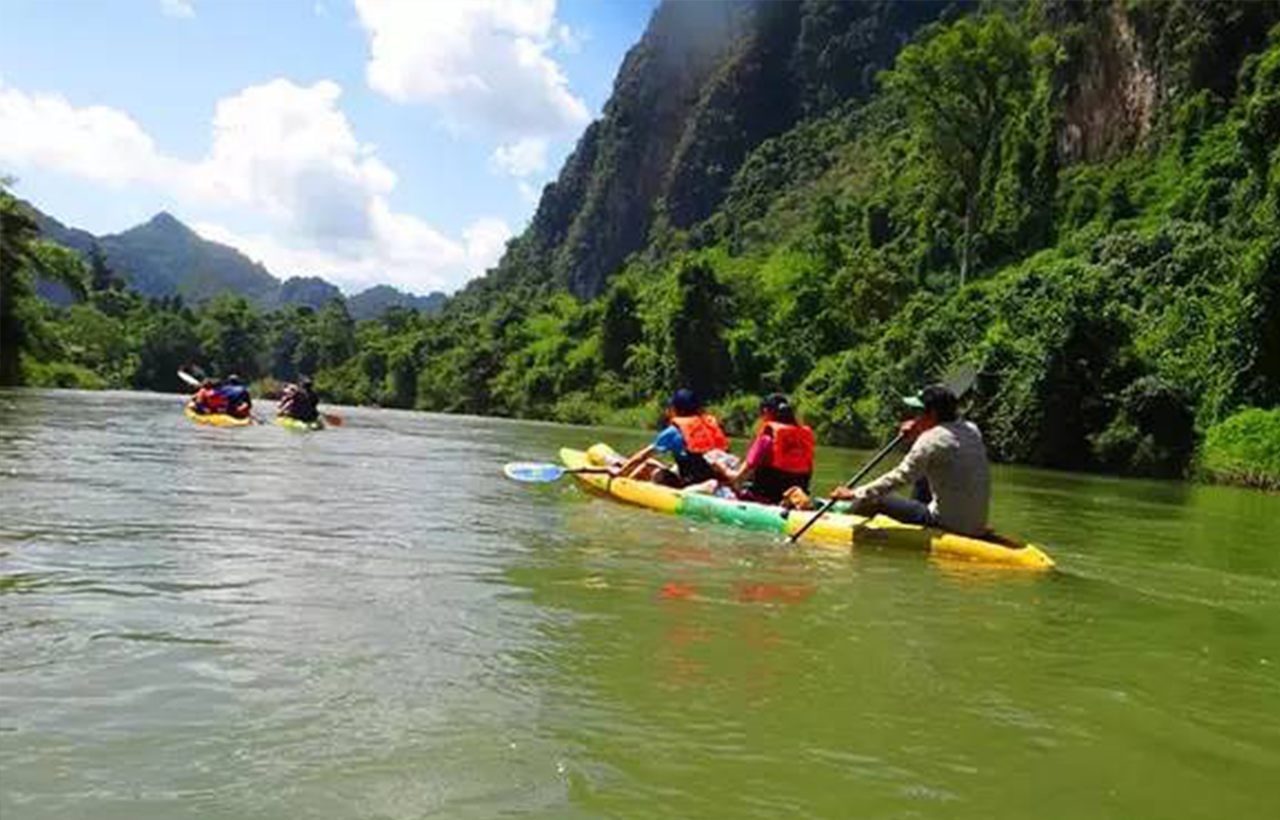 Vang Vieng:Zipline,Water Cave,Tham Chang,Kayak,Blue Lagoon 3 3