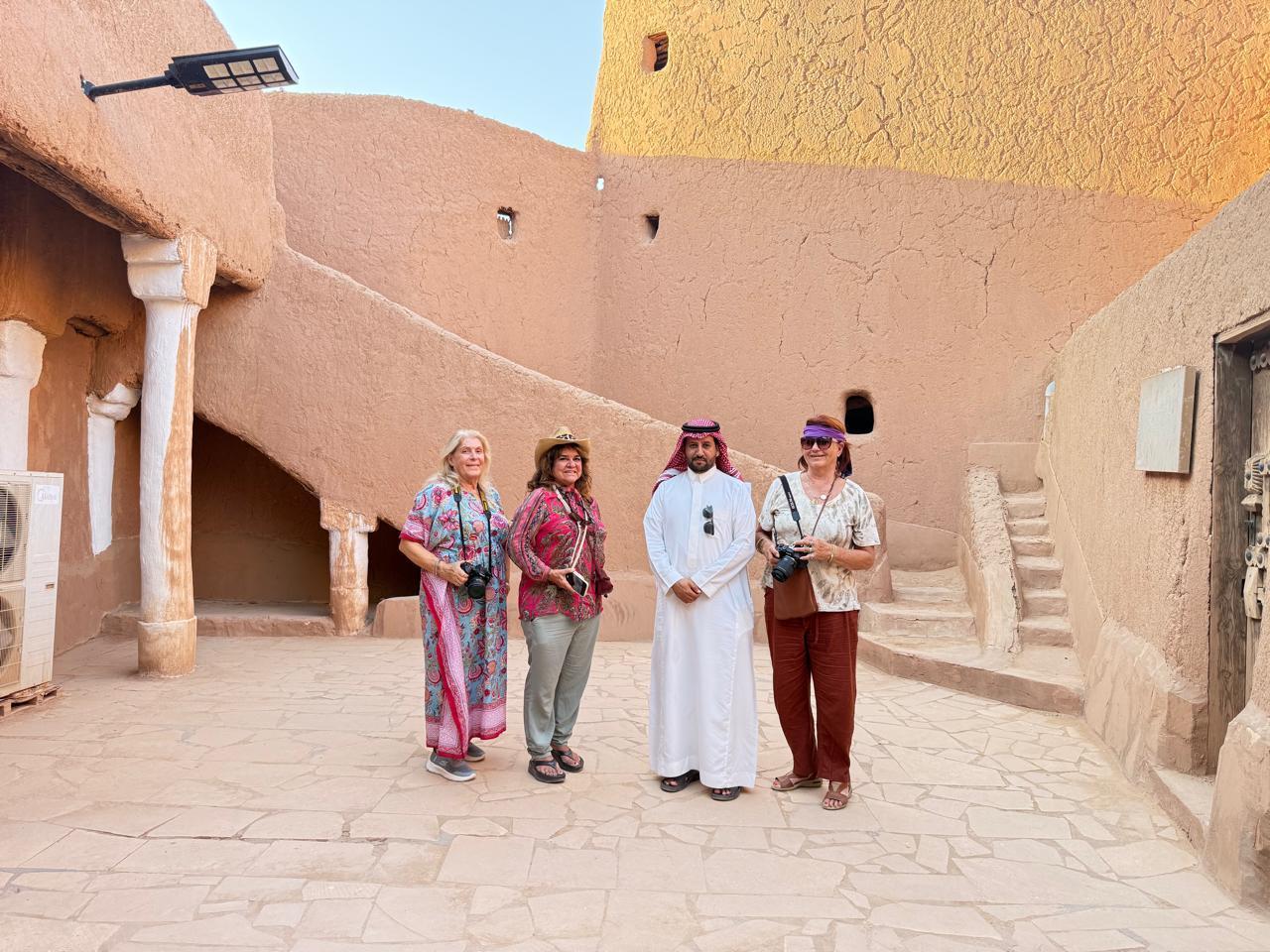 Riyadh tour: historical landmarks and traditional experience 3