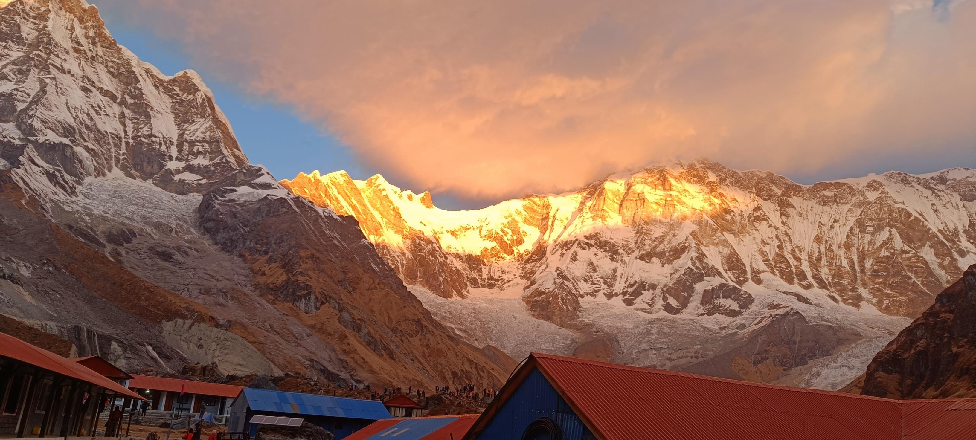 Pokhara: 6-Day Annapurna Base Camp Trek with 360° Views 3