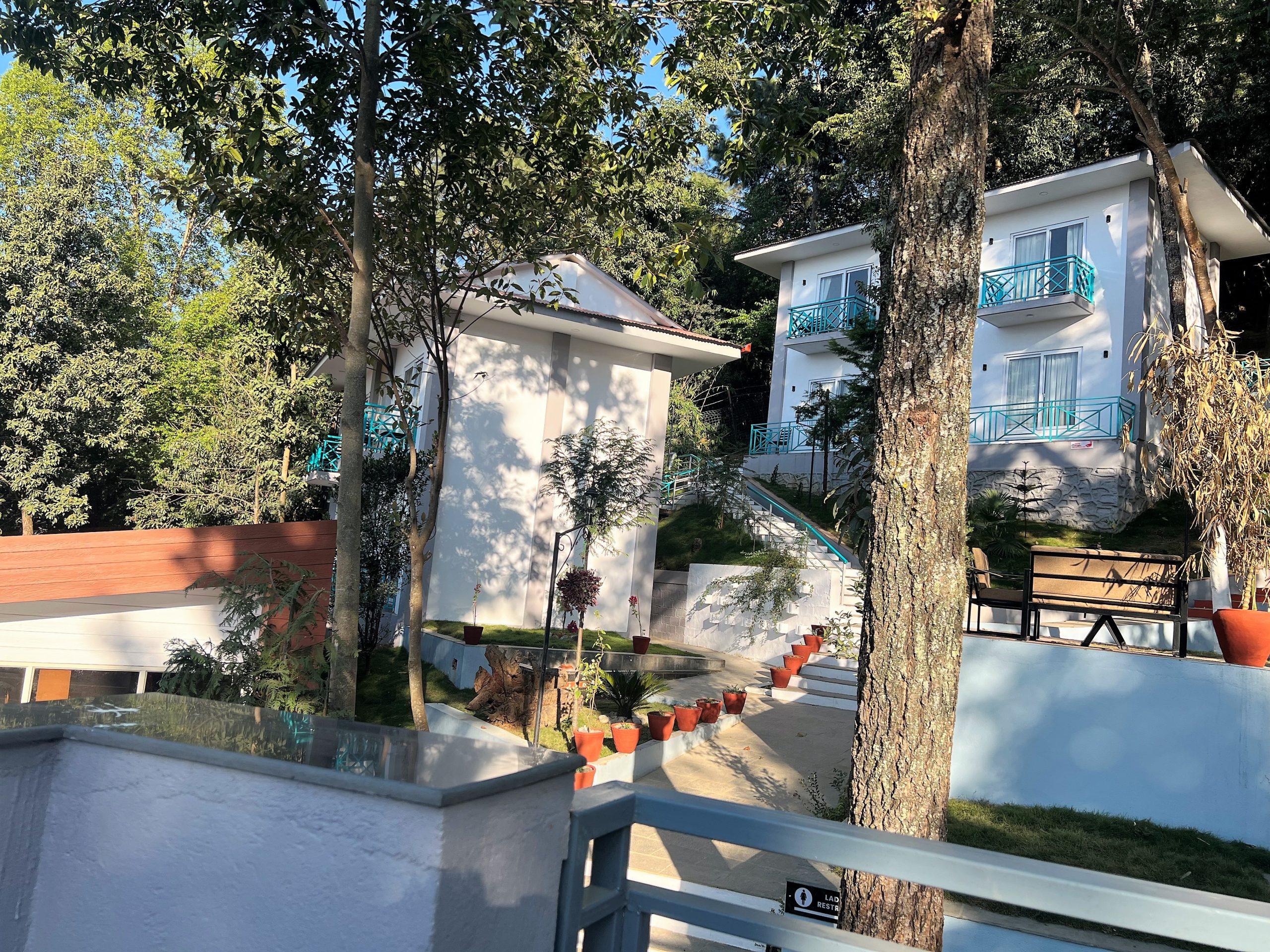 Nepal: Luxury Glamping Experience with Hot Tub & Meals 2