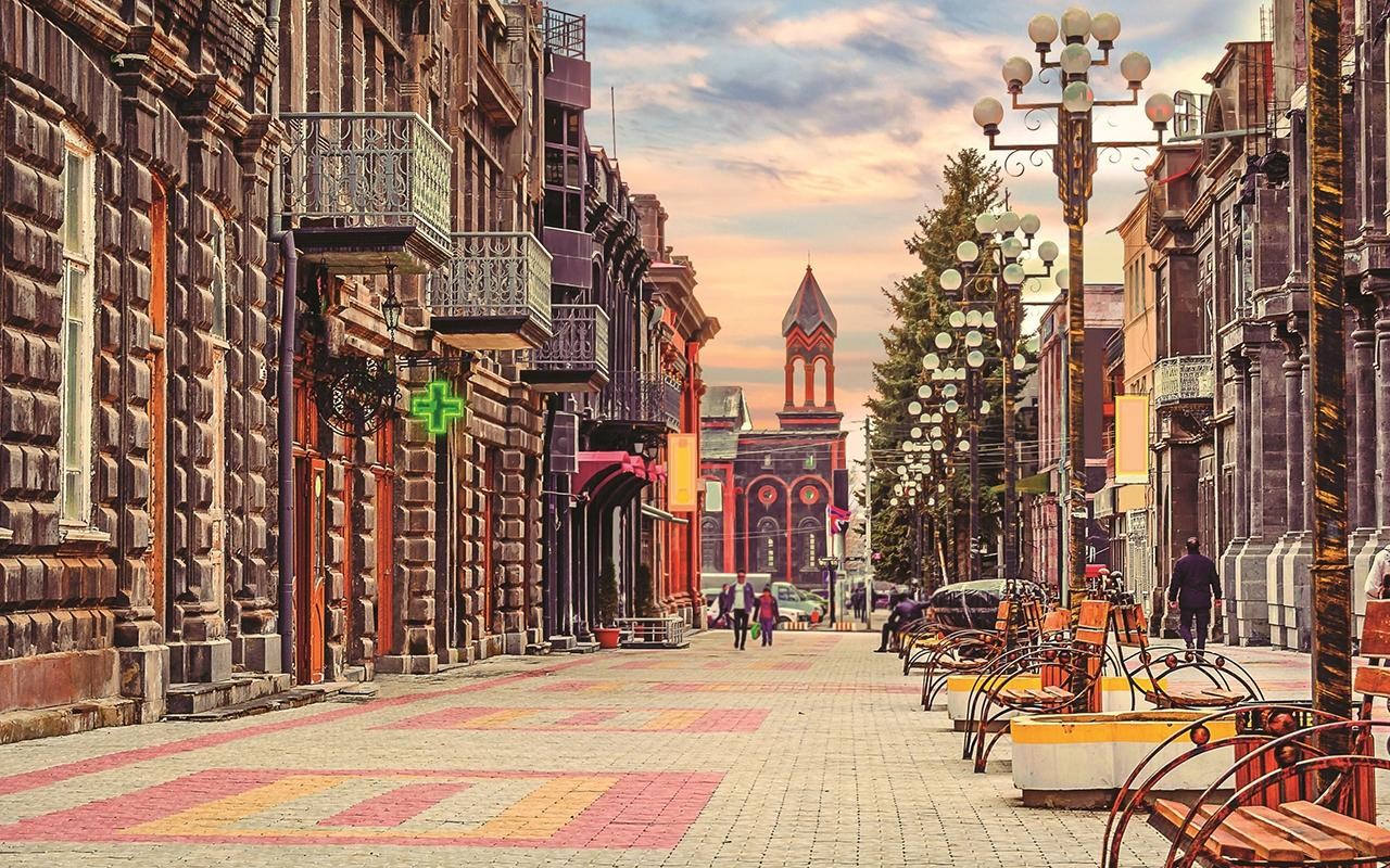 From Yerevan: Highlights of Gyumri Private Day Tour 2