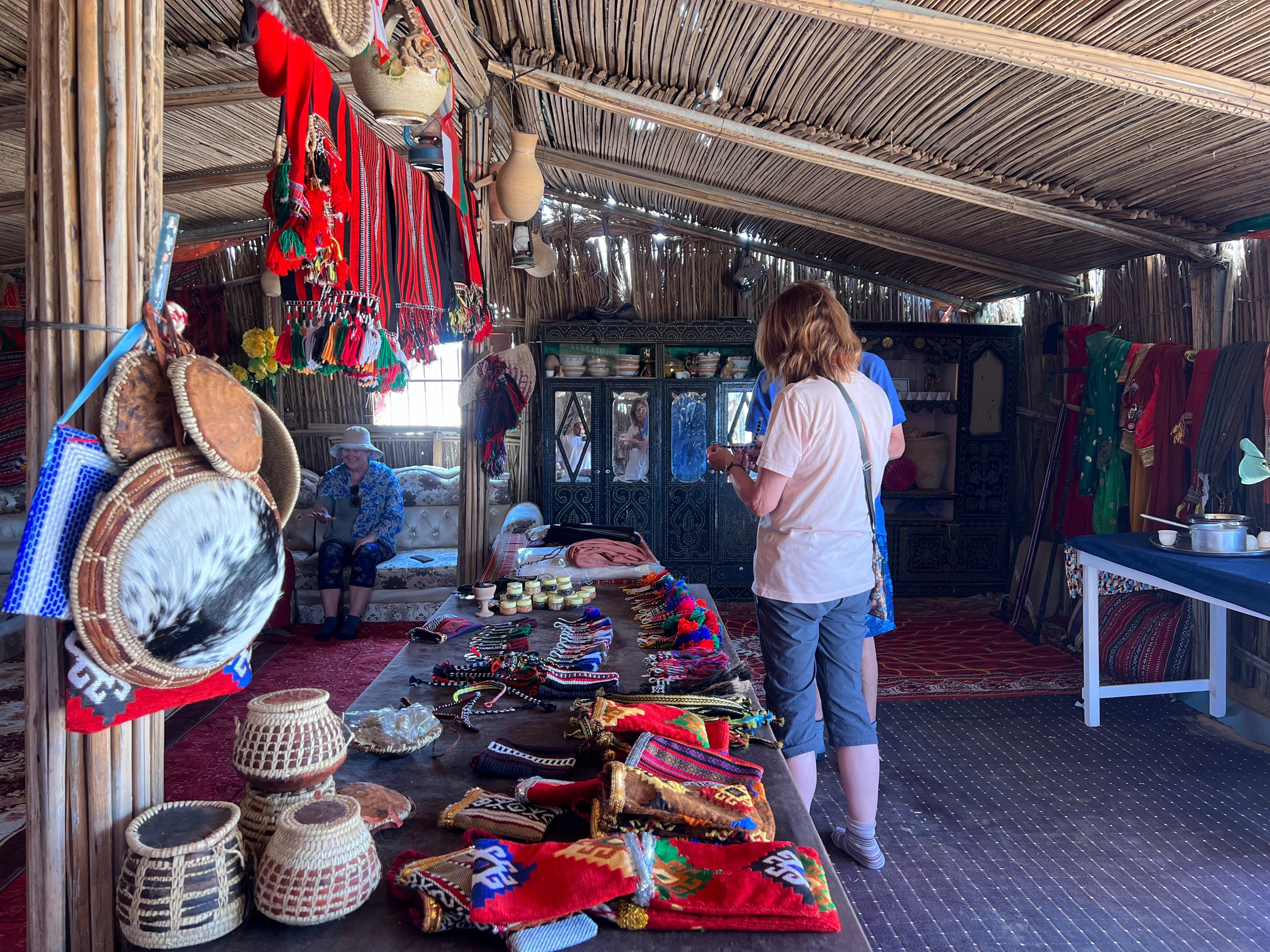 Muscat: Wahiba Sands, Wadi Bani Khalid & Mudayrib Tour 3
