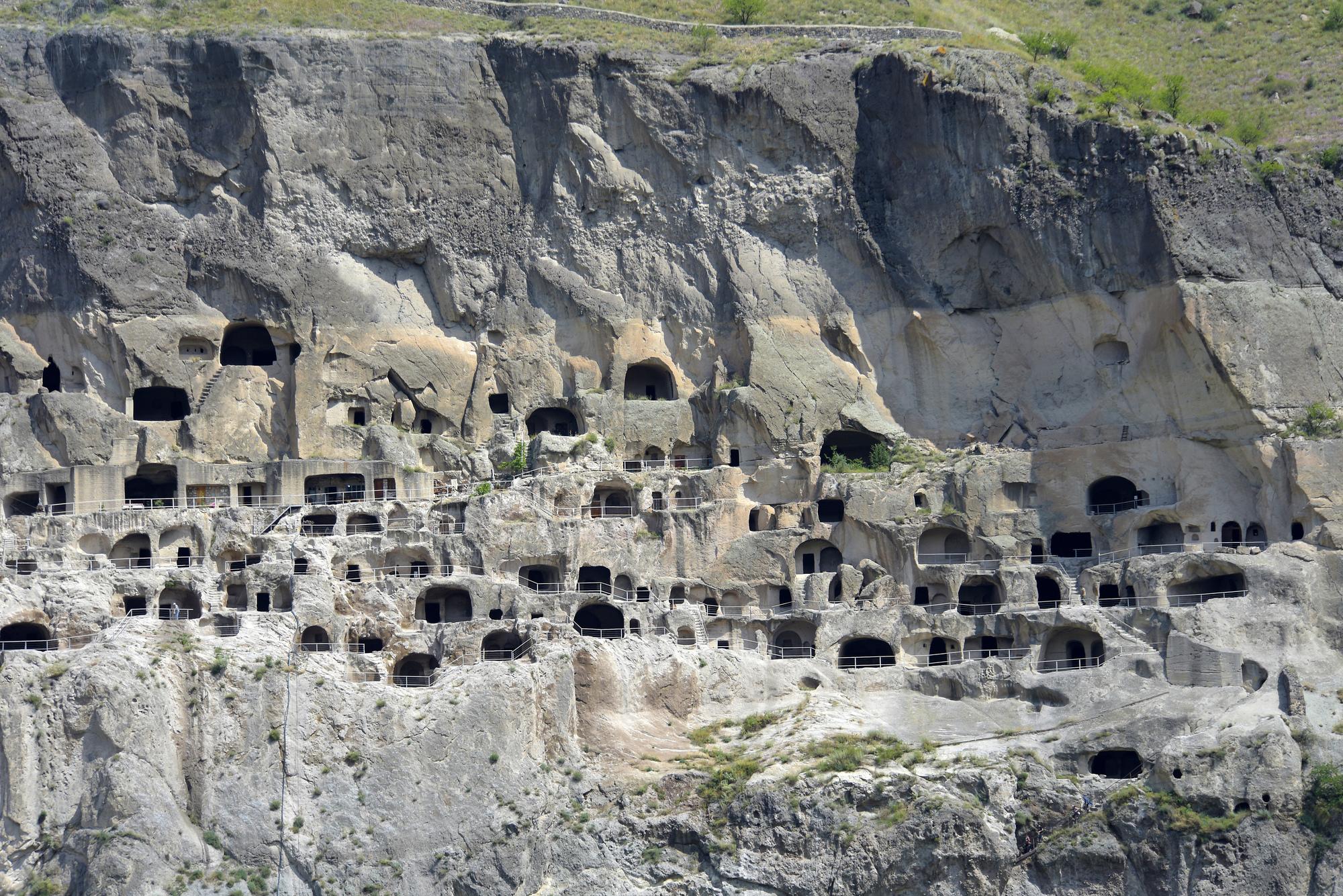From Tbilisi: Full-Day Tour to Vardzia, Rabati & Borjomi