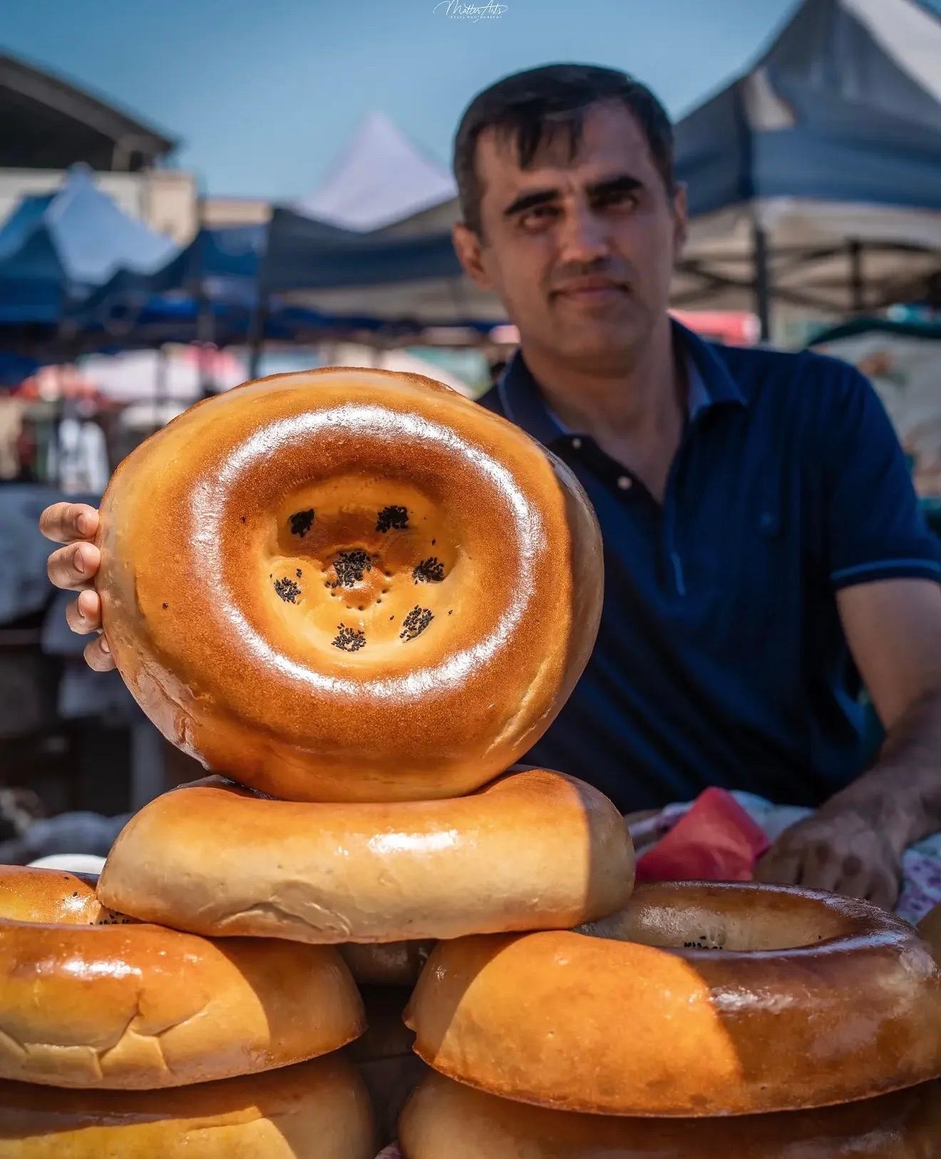 Samarkand: Legendary Bread Making Class & Acrobatic Bread