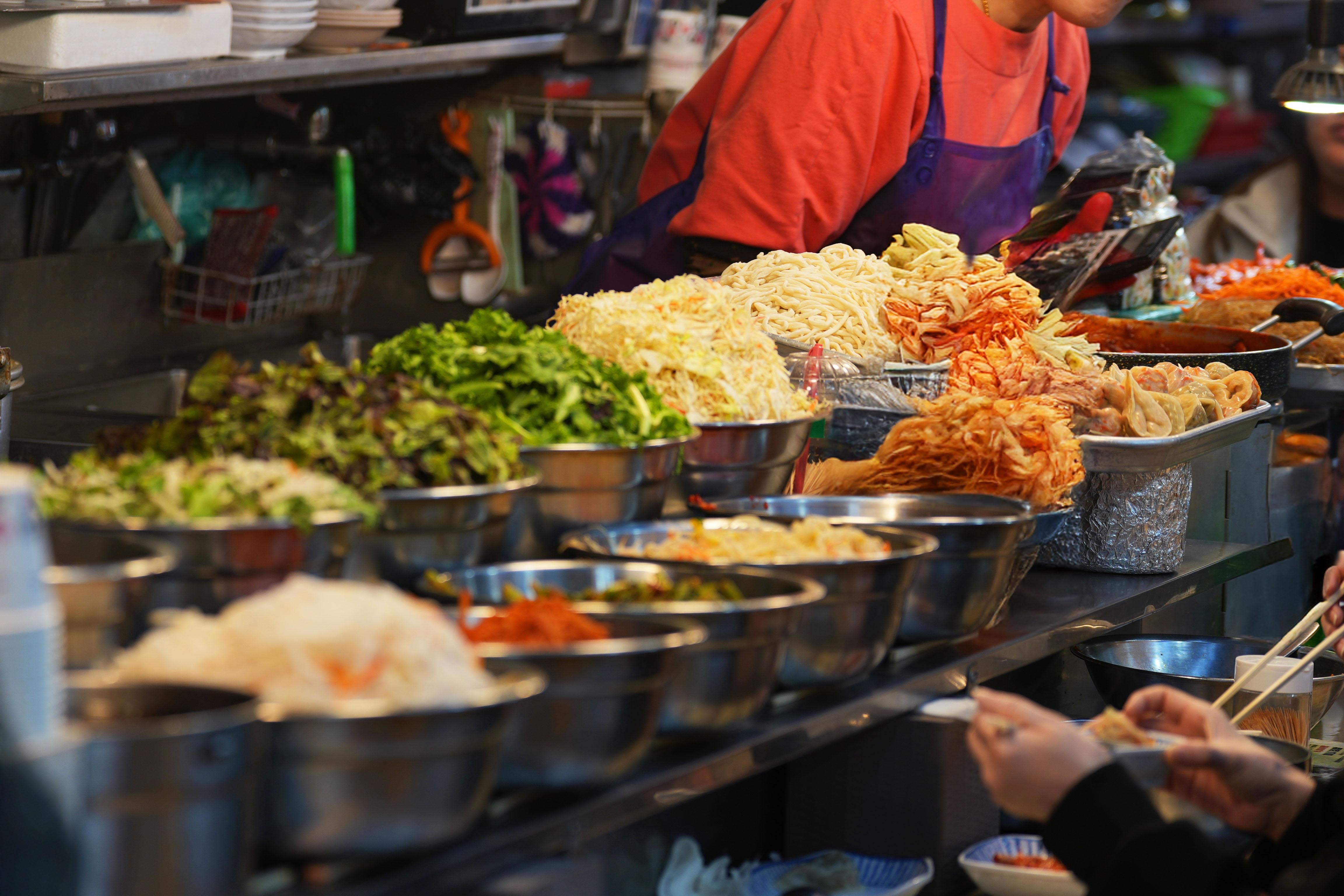 Seoul: Gwangjang Market Vegan & Vegetarian Food Tour