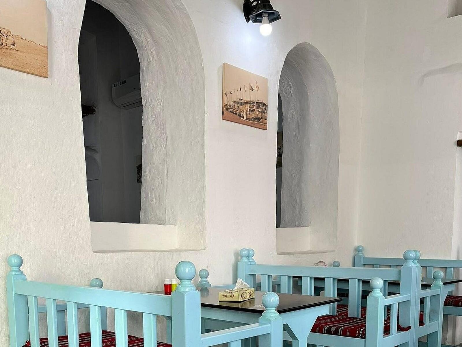 Bahrain: Traditional Food Tasting and Guided Walking Tour 3