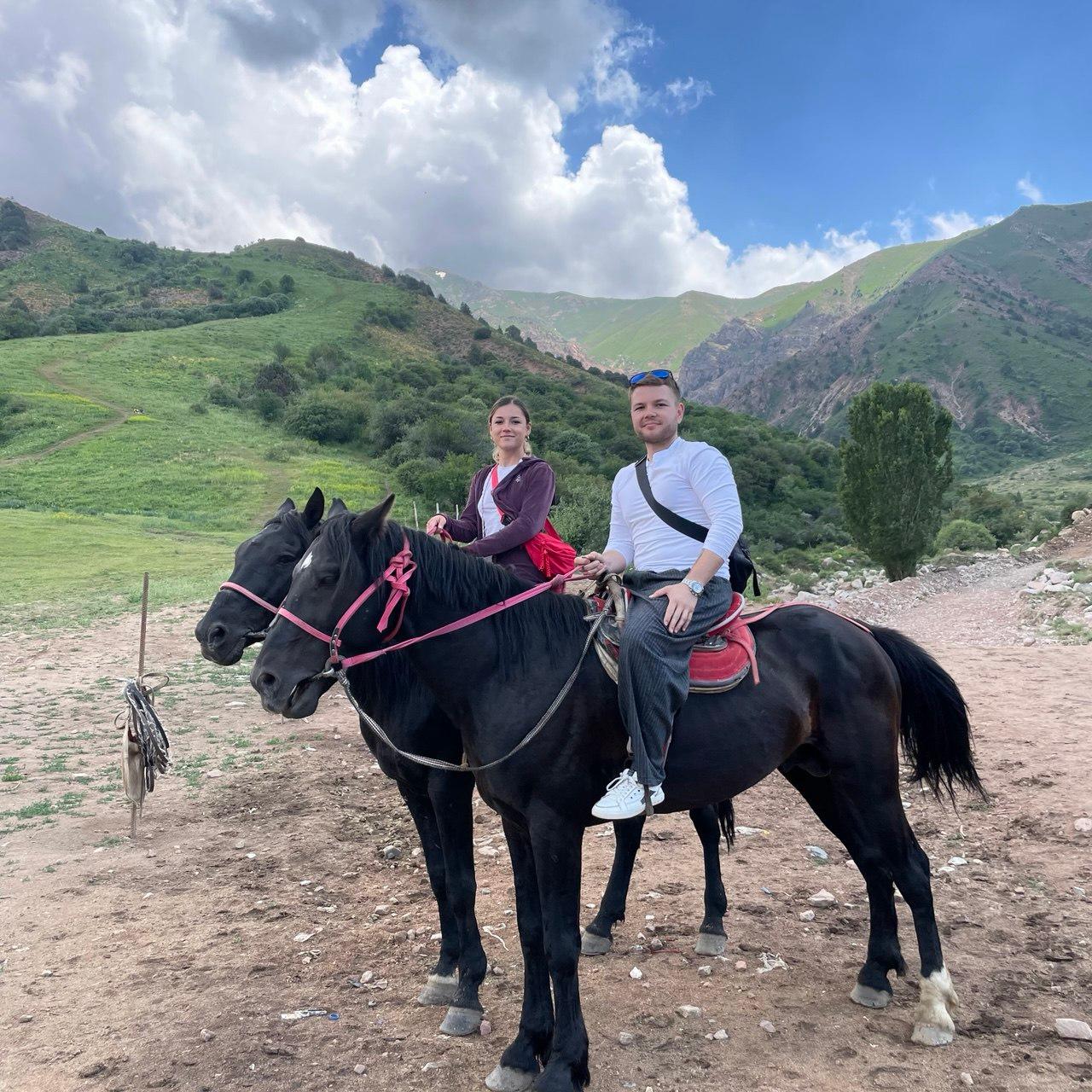 From Tashkent: Full-Day Tour of Amirsoy, Chimgan & Charvak 2