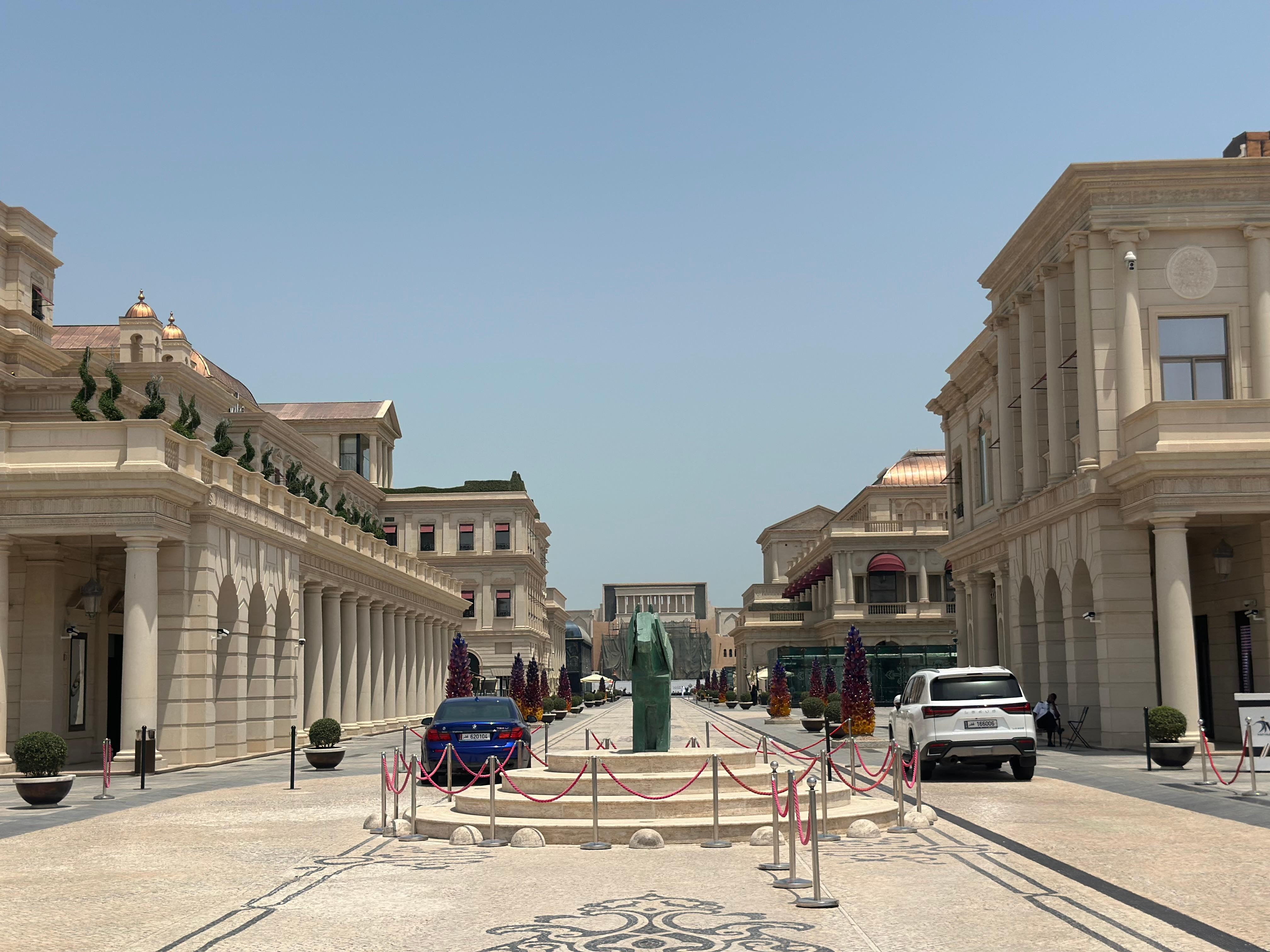 Doha: Souq Waqif, Katara Cultural Village, and Pearl-Qatar … 2