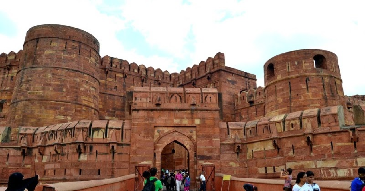 From Delhi: Same Day Taj Mahal Tour By Car with Lunch 2
