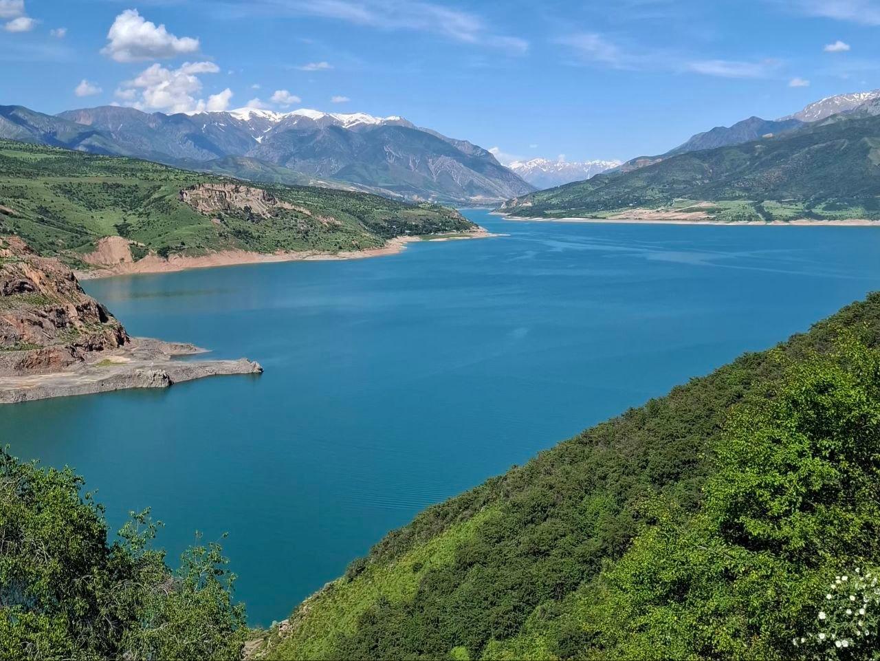Tashkent Mountains: Charvak Lake, Chimgan & Amirsoy Day Trip