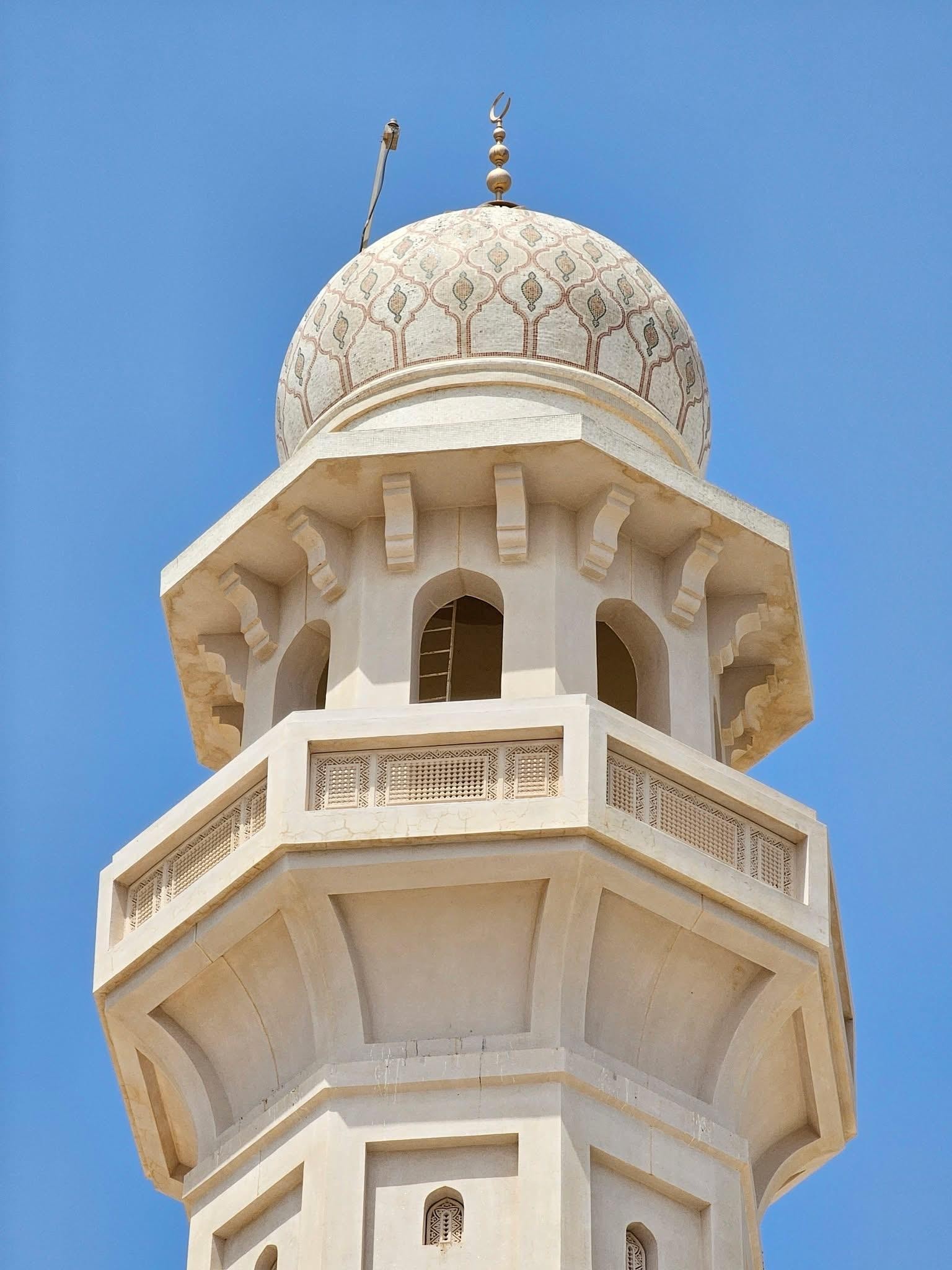 Salalah Highlights Tour: Heritage Sites, Markets & Beach 2