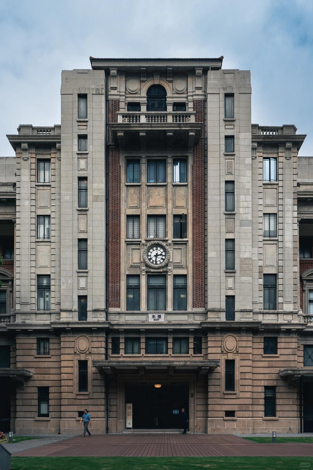 Shanghai: History Museum Guided Tour