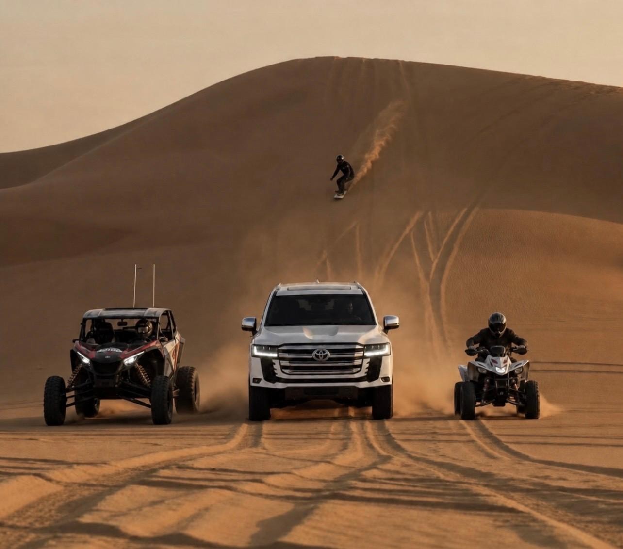 Doha:Full-Day Desert Safari & beach Camp BBQ Lunch or Dinner 2