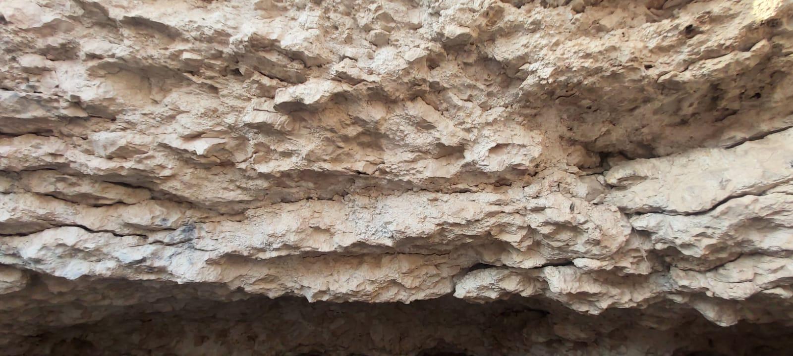 Doha: Singing Sand Dunes & Misfir Sinkhole Desert Tour 2