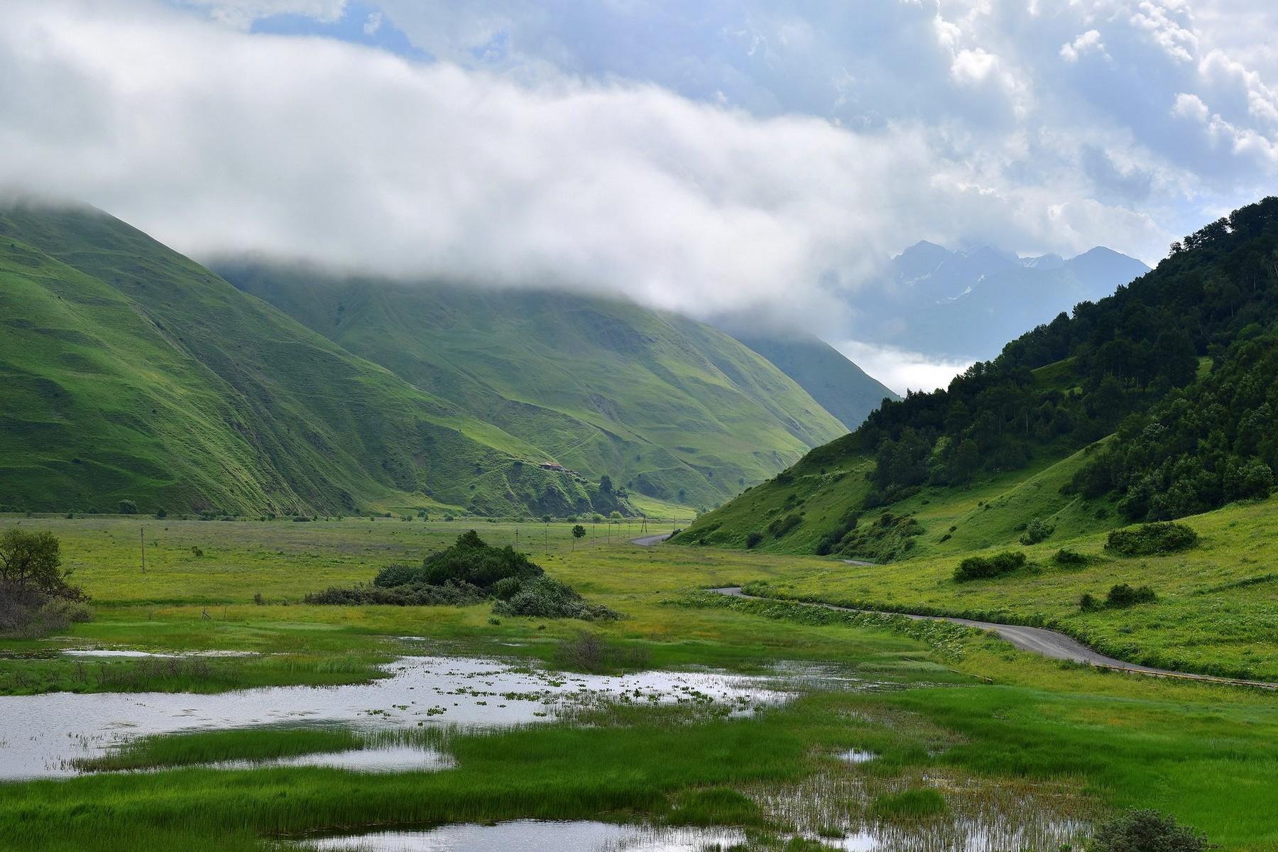 From Kazbegi to Gergeti Church Two Ways Group Trip 3
