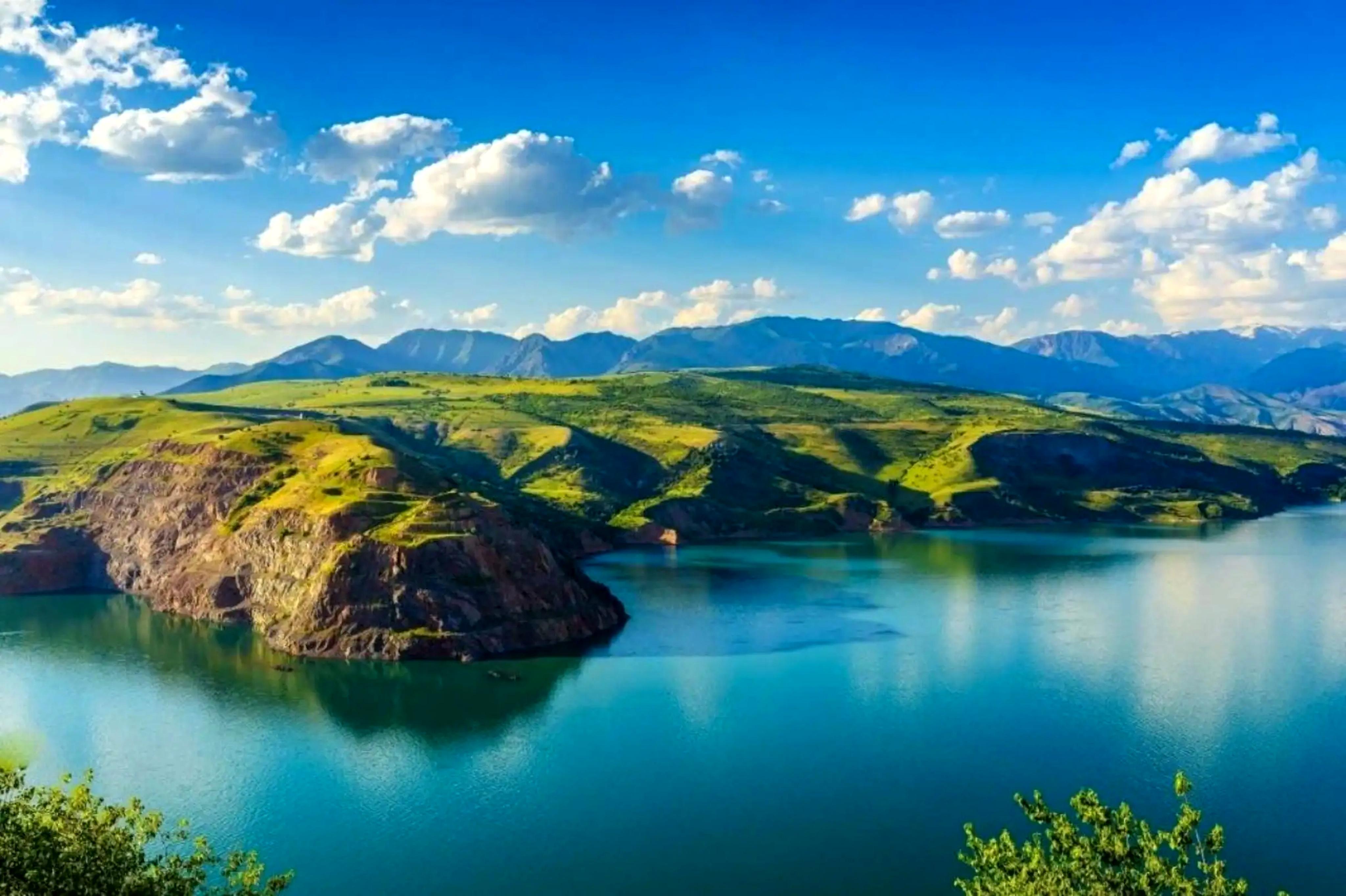 From Tashkent: Amirsoy, Chimgan & Charvak Mountain Day Trip
