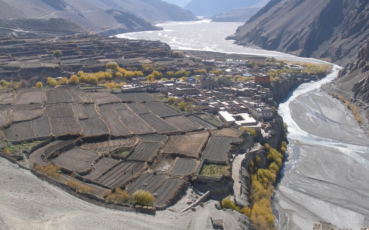 Pokhara: 6-Day Upper Mustang Tour with Meals & Hotels