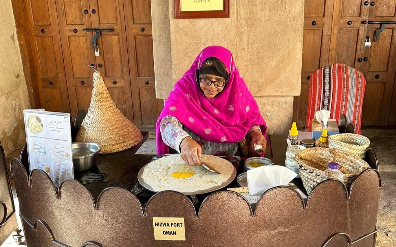 Nizwa, Birkat Al Mouz & Jebel Akhdar Mountain Sharing Tour 3