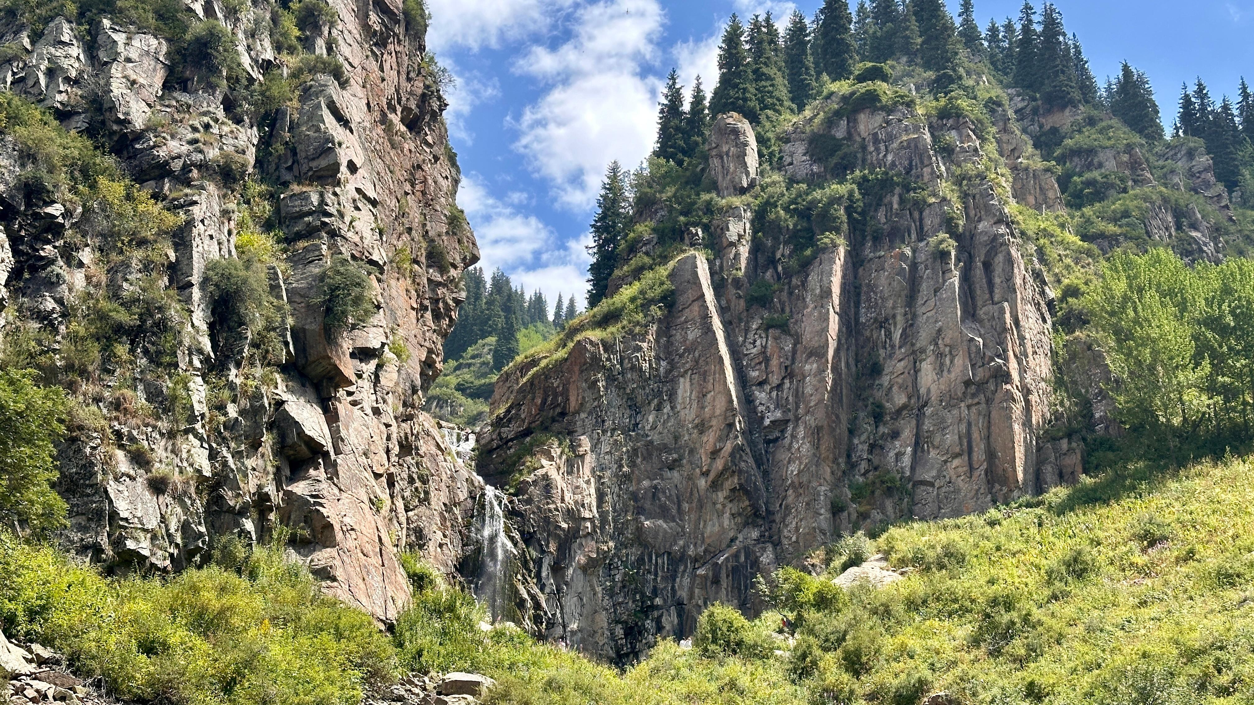 Almaty: Butakov Waterfall, Auyl Restaurant & Shymbulak Tour 2