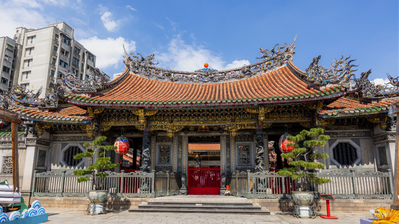 Taipei: Longshan Temple, Dihua Street & Taipei 101 Tour 2
