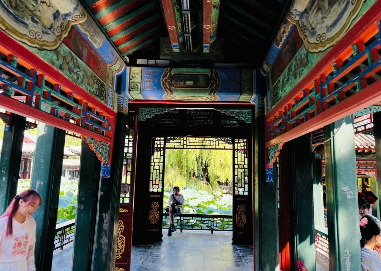 Beijing: Summer Palace Private Tour with Subway Ride 2