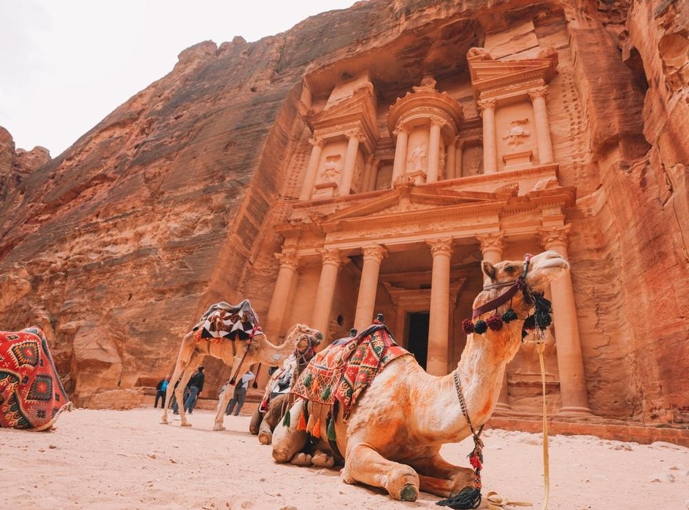 Golden Triangle: Petra, Wadi Rum & Aqaba 2-Day Adventure