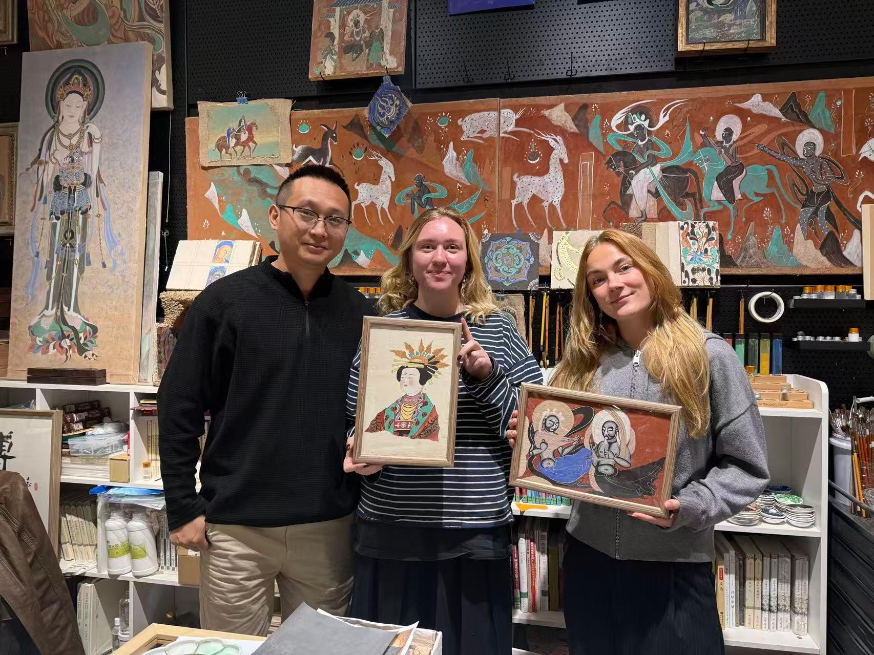 Shanghai: Ancient Dunhuang Cave Mural Painting Workshop
