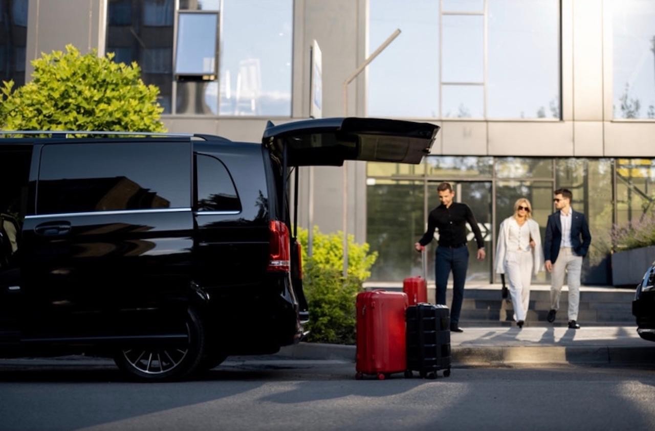 Taipei: Private Car Charter Tour 3